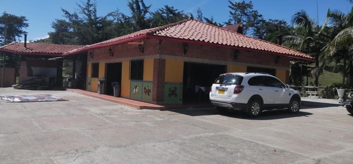 Hotel El Potrillo El Penol  Luaran gambar